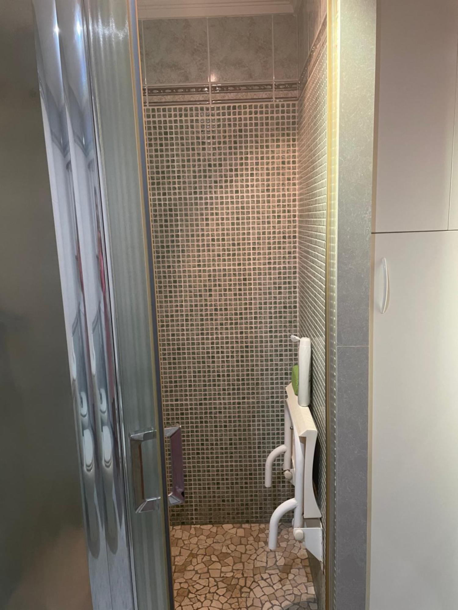 Habitacion Cerca Del Centro De Valenciaアパートメント エクステリア 写真